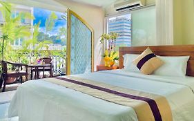 Hải Nam Hotel (Sài Gòn)